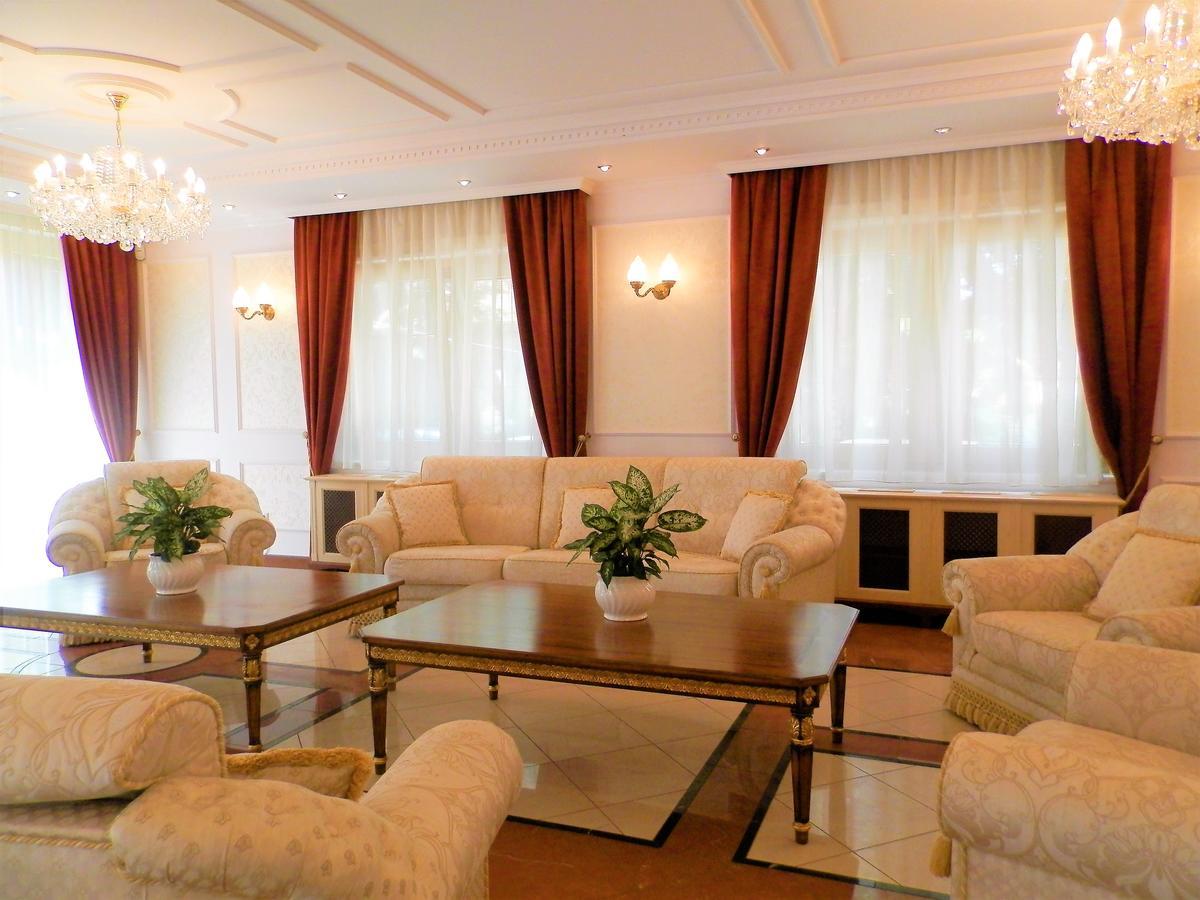 Nagyrét Panzió Eger Bed and Breakfast Esterno foto