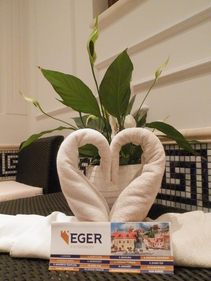 Nagyrét Panzió Eger Bed and Breakfast Esterno foto