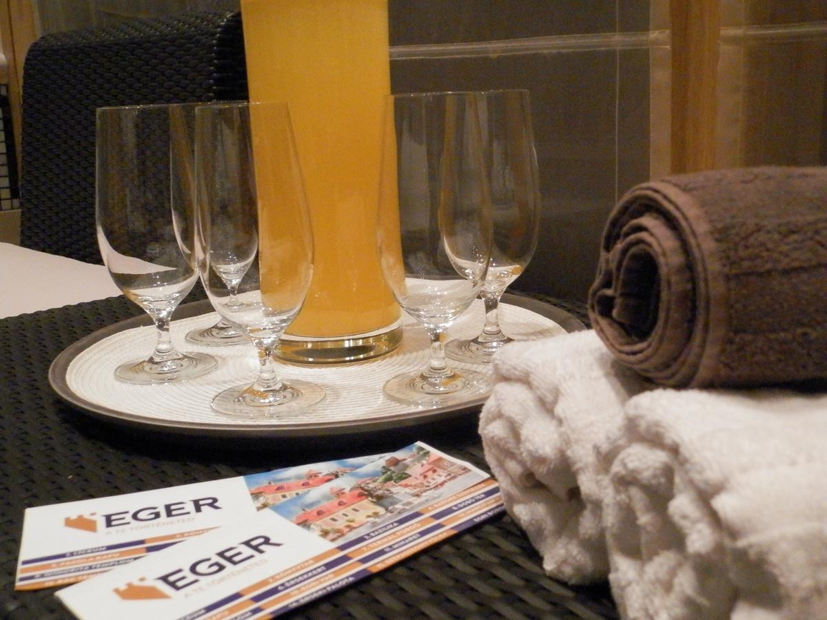 Nagyrét Panzió Eger Bed and Breakfast Esterno foto